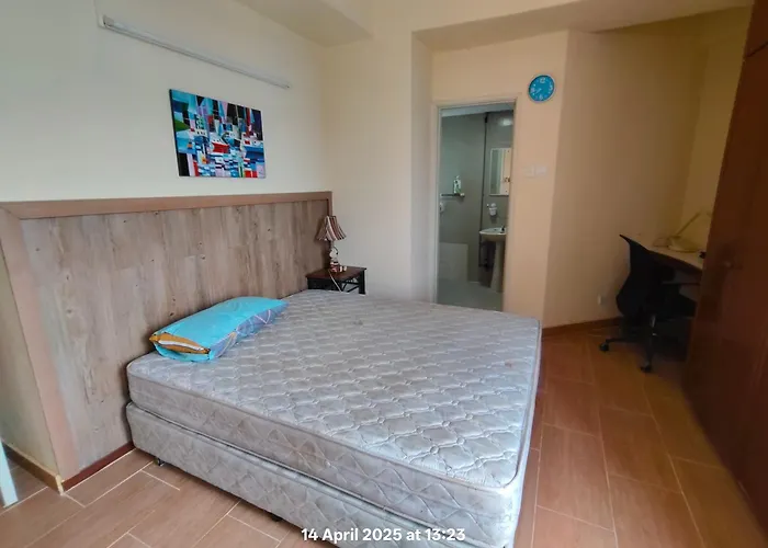 Villa Putra Pwtc R1 Ensuite Master Room
